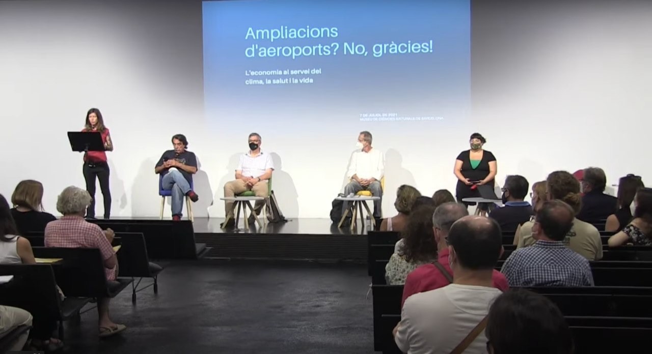 Acte contra l'ampliació de l'Aeroport de Barcelona ICTA-UAB